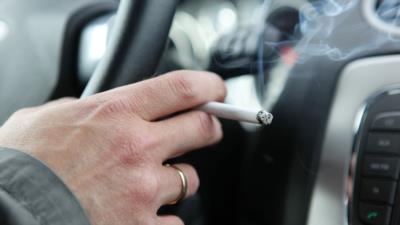 Rauchen im Auto – Wie ist die aktuelle Rechtslage in Deutschland? - BERATUNG.DE