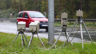 Geschwindigkeitsüberschreitung – Konsequenzen für Autofahrer - BERATUNG.DE