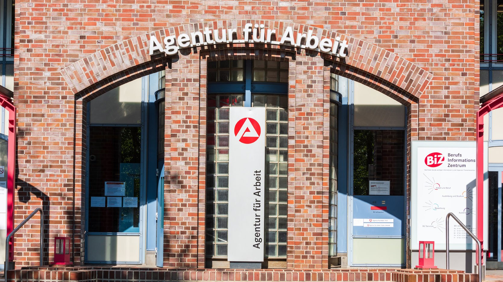 Das Gebäude der Agentur für Arbeit.